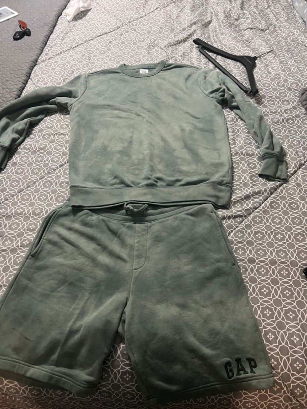 GAP Dusty Sage Crewneck Sweatshirt & Shorts Set